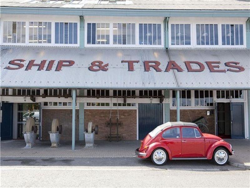 The Ship & Trades Hotel Chatham  Exterior photo